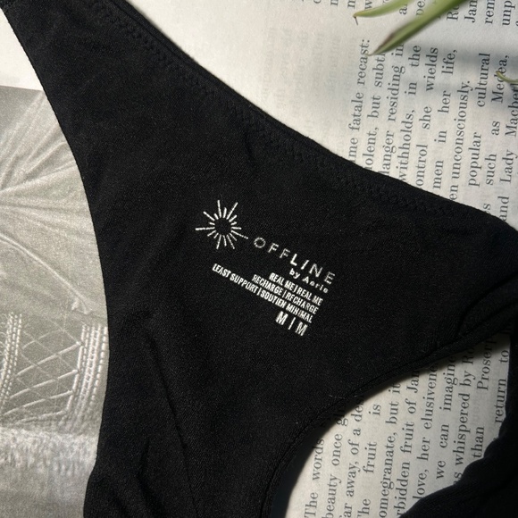 Offline by aerie black cropped tank - Picture 3 of 3